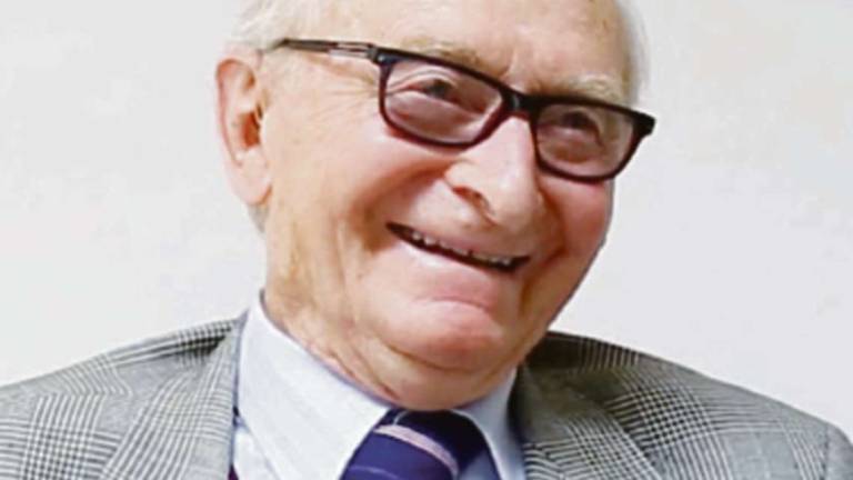 Rimini, la morte dell'ex senatore Foschi: il 2 maggio il funerale Rimini, la morte dell'ex senatore Foschi: il 2 maggio il funerale