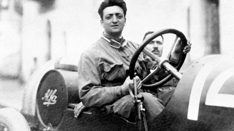 Rimini, Brizzi in cineteca per presentare il suo libro su Ferrari Rimini, Brizzi in cineteca per presentare il suo libro su Ferrari