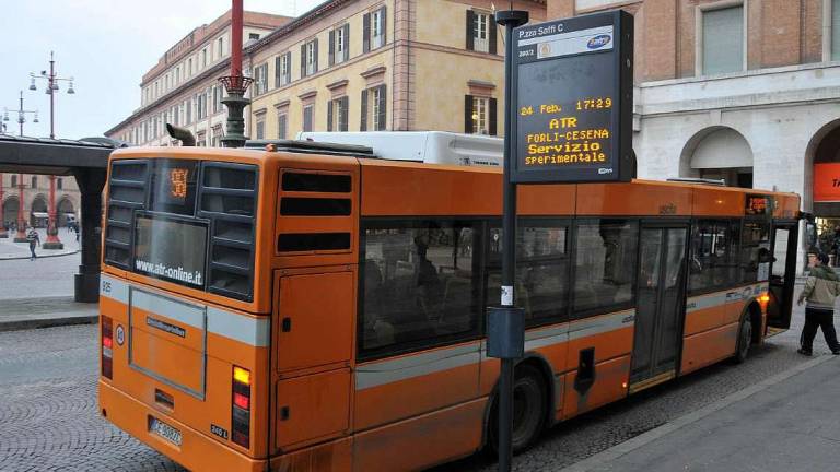 Forlì, dal Governo 14 milioni , in arrivo 30 bus elettrici Forlì, dal Governo 14 milioni , in arrivo 30 bus elettrici