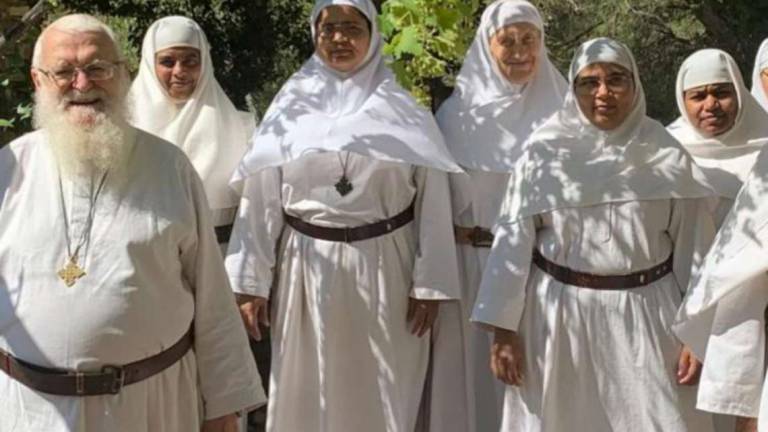 Cesena, tornate in India le 4 suore fedeli a Padre Orfeo Cesena, tornate in India le 4 suore fedeli a Padre Orfeo