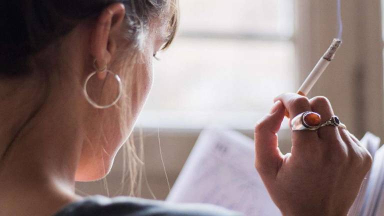 Smettere di fumare e vivere meglio: dai cerotti ai farmaci Smettere di fumare e vivere meglio: dai cerotti ai farmaci