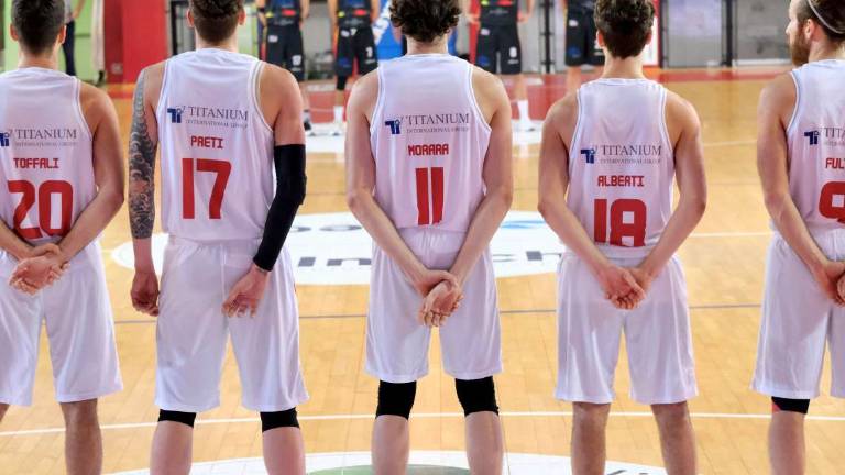 Basket B, Imola attacca i Tigers: Speculazioni sull'emergenza Basket B, Imola attacca i Tigers: Speculazioni sull'emergenza