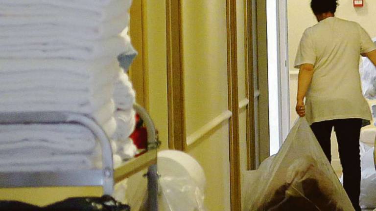 Rimini, hotel senza personale: Il salario? Falso problema Rimini, hotel senza personale: Il salario? Falso problema