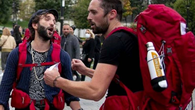 Il sampierano Boscherini eliminato da Pechino Express Il sampierano Boscherini eliminato da Pechino Express