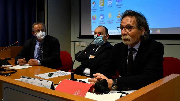 Forlì, sala controllo per il reparto degli infettivi Forlì, sala controllo per il reparto degli infettivi
