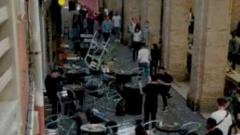 Rimini, raid punitivo in locale del centro, un video vince l'omertà Rimini, raid punitivo in locale del centro, un video vince l'omertà