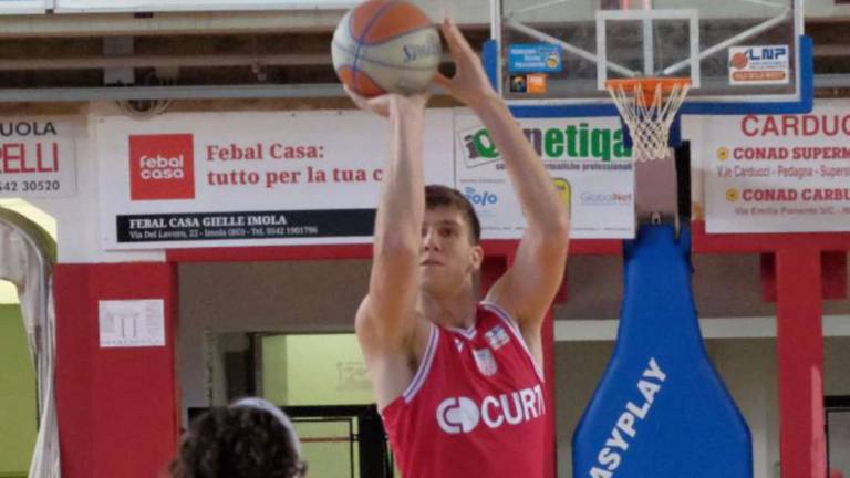 Basket B, Vigori carica Imola e punta Finelli Basket B, Vigori carica Imola e punta Finelli