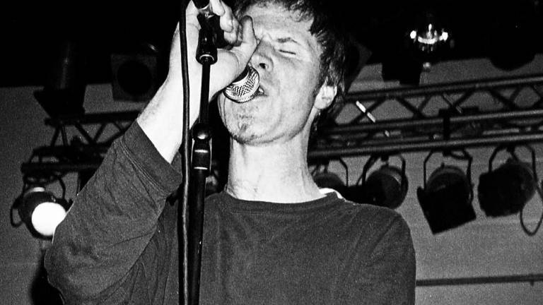 Di quella volta che Mark Lanegan ordinò le tagliatelle sulla pizza Di quella volta che Mark Lanegan ordinò le tagliatelle sulla pizza