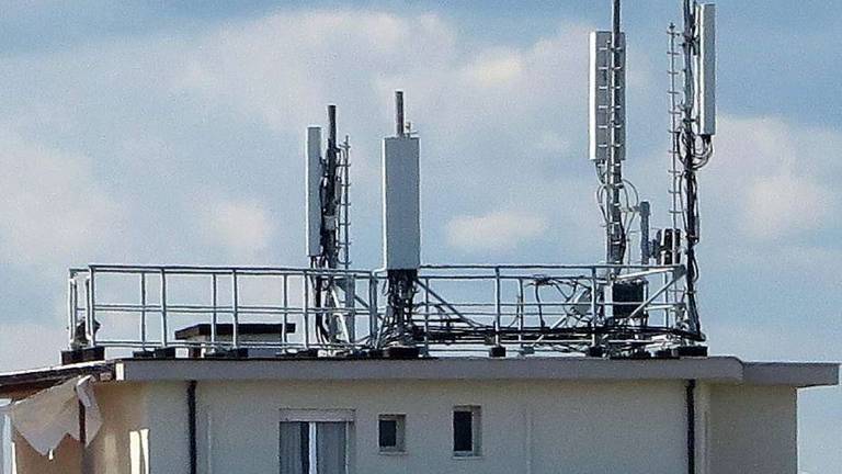 Rimini, Oggi il nuovo regolamento sulle antenne Rimini, Oggi il nuovo regolamento sulle antenne