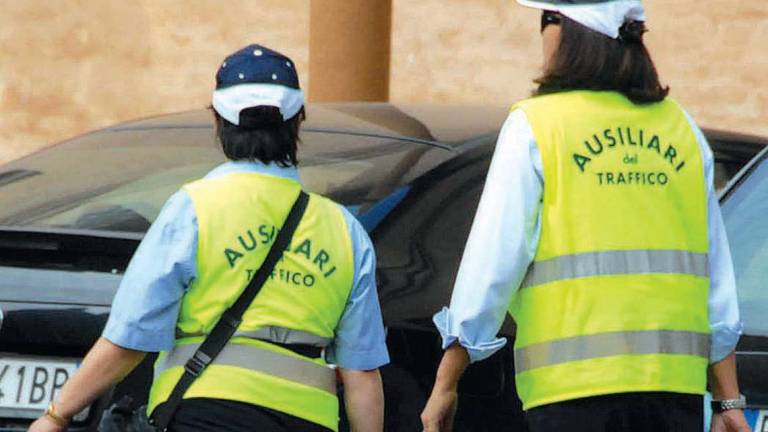 Forlì. Più poteri agli ausiliari del traffico Forlì. Più poteri agli ausiliari del traffico