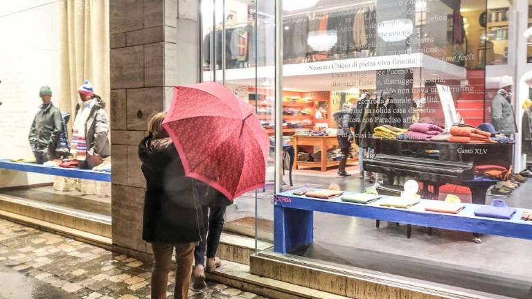 Rimini, lo shopping di Natale per ora non decolla Rimini, lo shopping di Natale per ora non decolla