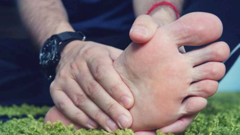 La gotta: fattori di rischio, diagnosi e zone colpite La gotta: fattori di rischio, diagnosi e zone colpite