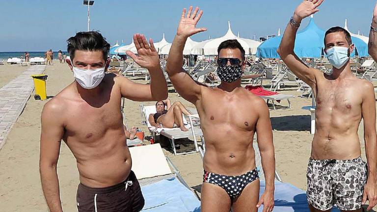 Spiagge: per il ministro del Turismo aperte già da lunedì 26 aprile Spiagge: per il ministro del Turismo aperte già da lunedì 26 aprile