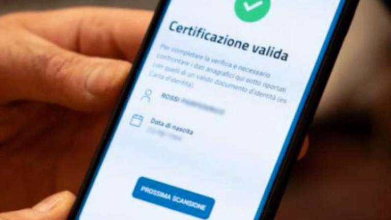 Ravenna, voleva l'esenzione per malattia, il medico la vaccinò per finta Ravenna, voleva l'esenzione per malattia, il medico la vaccinò per finta