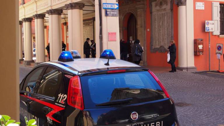 Imola, arrestati 2 pusher: prendevano anche reddito di cittadinanza Imola, arrestati 2 pusher: prendevano anche reddito di cittadinanza