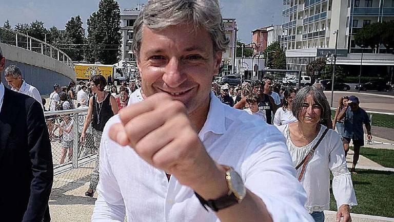 Il sindaco Gnassi: Benvenuti a Rimini, state comodi e state leggeri Il sindaco Gnassi: Benvenuti a Rimini, state comodi e state leggeri