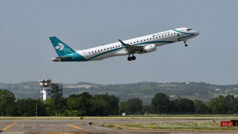Aeroporto Ridolfi, da marzo ad agosto quasi 20mila passeggeri Aeroporto Ridolfi, da marzo ad agosto quasi 20mila passeggeri