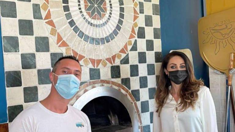 Lugo, la pizzeria aperta in piena pandemia: Ce l'abbiamo fatta, la sfida è vinta Lugo, la pizzeria aperta in piena pandemia: Ce l'abbiamo fatta, la sfida è vinta