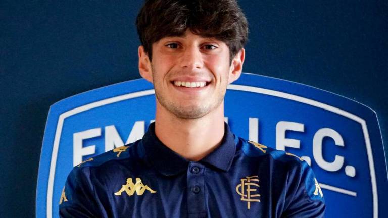 Calcio C, le lacrime di Stiven Shpendi nello spogliatoio del Cesena: Se vado in A è grazie a voi Calcio C, le lacrime di Stiven Shpendi nello spogliatoio del Cesena: Se vado in A è grazie a voi