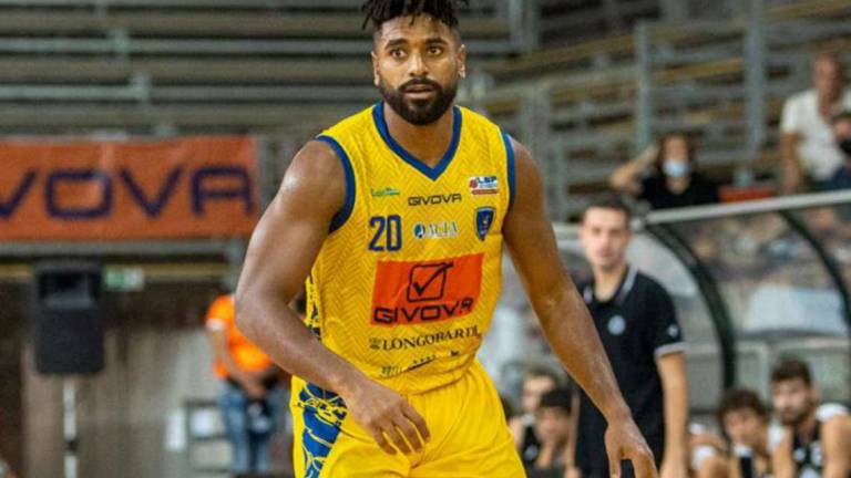 Basket A2, OraSì: niente Raucci ed è in arrivo Benetti Basket A2, OraSì: niente Raucci ed è in arrivo Benetti