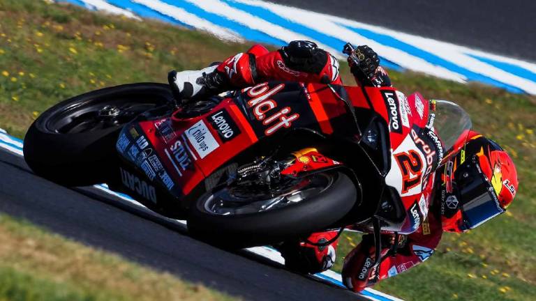 Superbike, Rinaldi è in forma mondiale Superbike, Rinaldi è in forma mondiale