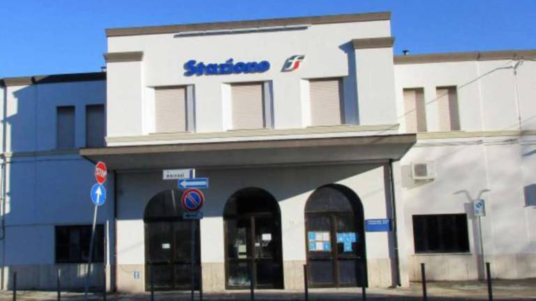 Savignano, Binari attraversati dai ragazzi: un problema da risolvere Savignano, Binari attraversati dai ragazzi: un problema da risolvere