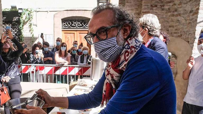 Rimini, Al Meni con lo chef Bottura il 7 e 8 agosto Rimini, Al Meni con lo chef Bottura il 7 e 8 agosto