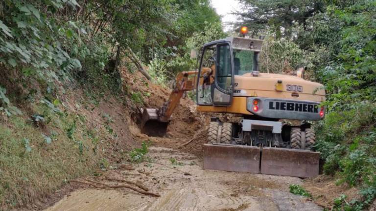 Imola, via Varignana ancora chiusa. Altre verifiche in atto Imola, via Varignana ancora chiusa. Altre verifiche in atto