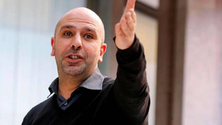 Checco Zalone stasera allo Stadium con il suo Amore + Iva Checco Zalone stasera allo Stadium con il suo Amore + Iva