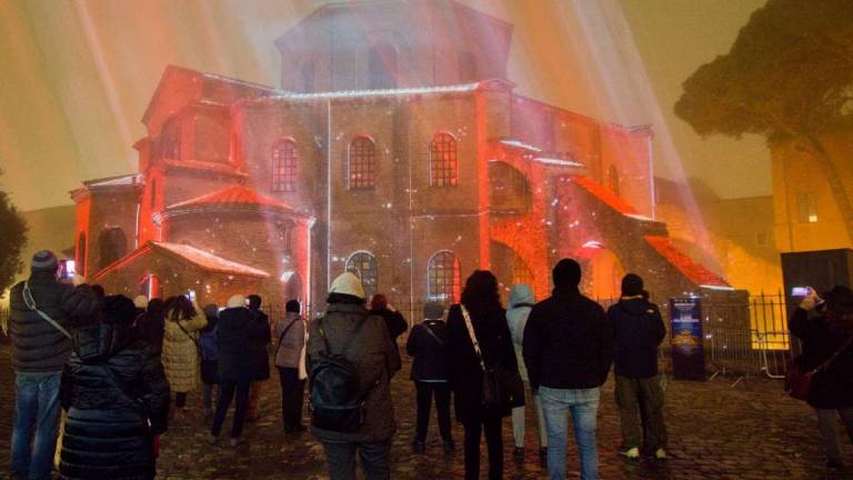 Ravenna, il caro energia non spegnerà il Natale Ravenna, il caro energia non spegnerà il Natale