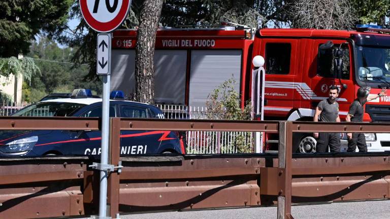 Forlì. Cade nel rogo delle sterpaglie, gravi ustioni per 87enne Forlì. Cade nel rogo delle sterpaglie, gravi ustioni per 87enne