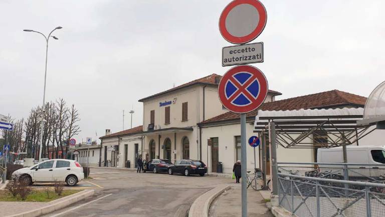 Lugo, palpeggiò due donne in strada: patteggia un anno e mezzo Lugo, palpeggiò due donne in strada: patteggia un anno e mezzo