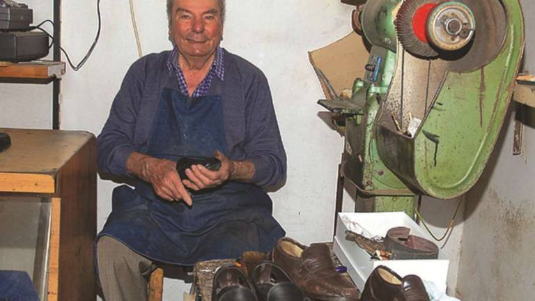 San Mauro Mare, è morto lo storico calzolaio Aldo Bastoni San Mauro Mare, è morto lo storico calzolaio Aldo Bastoni