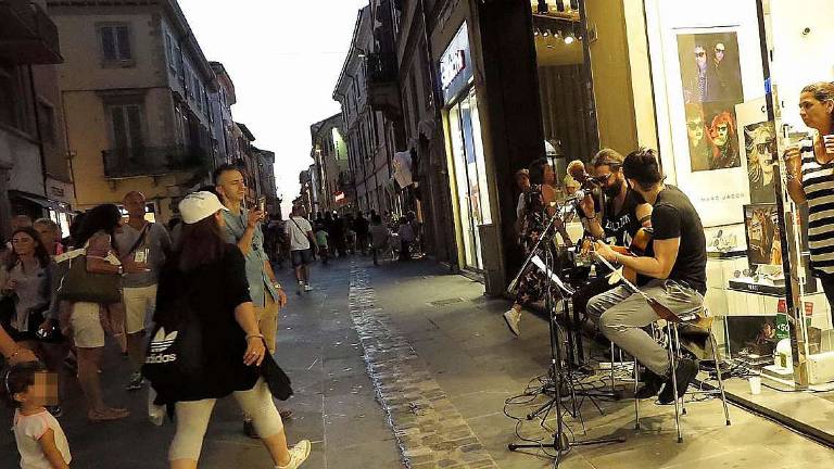 Rimini Shopping night: il centro torna a vivere da domani Rimini Shopping night: il centro torna a vivere da domani