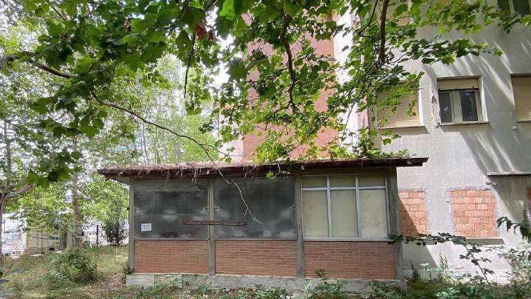 Nella colonia abbandonata di Cesenatico altri 3 stranieri Nella colonia abbandonata di Cesenatico altri 3 stranieri