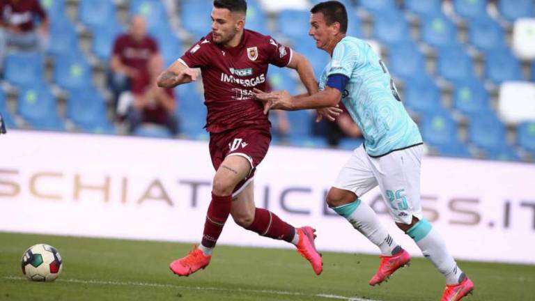 Calcio C, in attacco l'Imolese piomba su Sorrentino Calcio C, in attacco l'Imolese piomba su Sorrentino