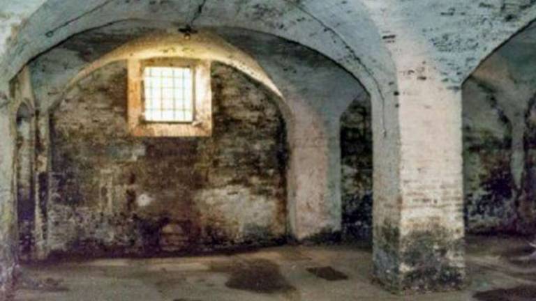 Imola, restauro in rampa di lancio per le ex cantine Fabbri Imola, restauro in rampa di lancio per le ex cantine Fabbri