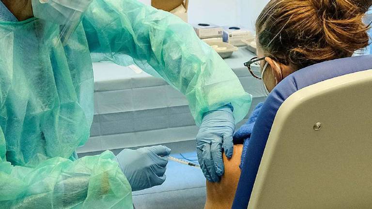 Vaccini ai bimbi, tante richieste a Ravenna. L'Ausl: Faremo più sedute Vaccini ai bimbi, tante richieste a Ravenna. L'Ausl: Faremo più sedute