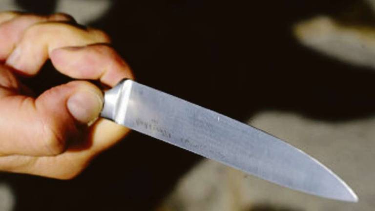Tenta di uccidere i medici in ospedale, disarmato dall'amico frate di Montetauro Tenta di uccidere i medici in ospedale, disarmato dall'amico frate di Montetauro
