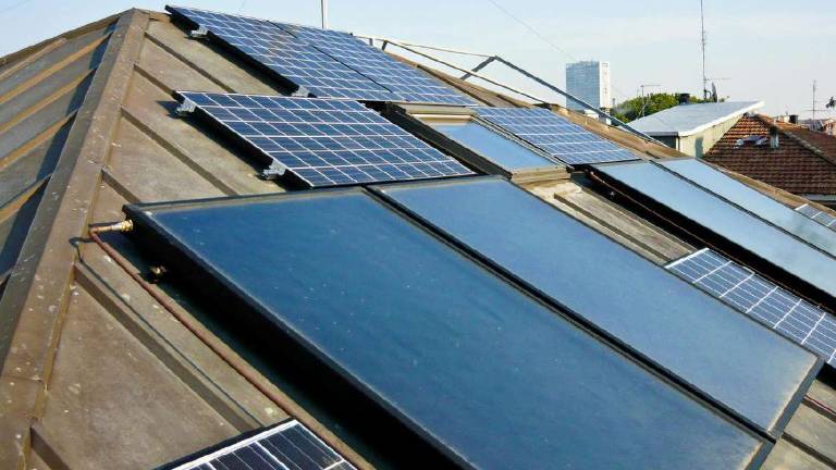 Fotovoltaico, richiesta alle stelle e lunghi tempi di attesa Fotovoltaico, richiesta alle stelle e lunghi tempi di attesa