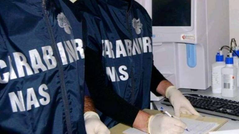Giro di certificati falsi a Ravenna: indagati medico e 31 pazienti Giro di certificati falsi a Ravenna: indagati medico e 31 pazienti
