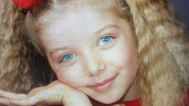 Lido di Classe, due indagati per la piccola Isabel morta in mare Lido di Classe, due indagati per la piccola Isabel morta in mare