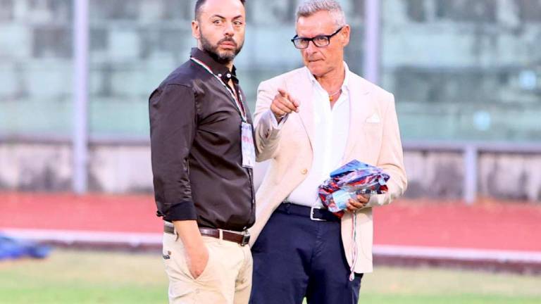 Calcio D, Imolese: stipendi in ritardo: -1 in arrivo Calcio D, Imolese: stipendi in ritardo: -1 in arrivo
