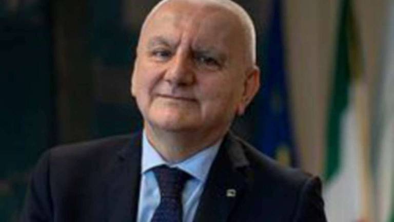 Ravenna, rigassificatore: tutto esaurito alla presentazione di stasera, ma ci si può collegare on line Ravenna, rigassificatore: tutto esaurito alla presentazione di stasera, ma ci si può collegare on line