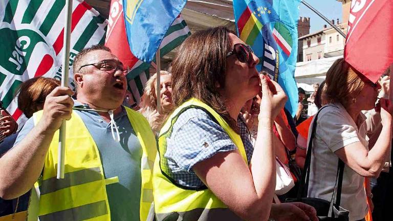 Imola, furia sindacati: «Sul bilancio la Giunta non ci ha sentiti» Imola, furia sindacati: «Sul bilancio la Giunta non ci ha sentiti»