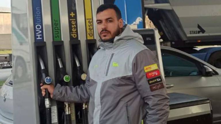 Il pieno con gli scarti della frittura: il biodiesel a Ravenna Il pieno con gli scarti della frittura: il biodiesel a Ravenna