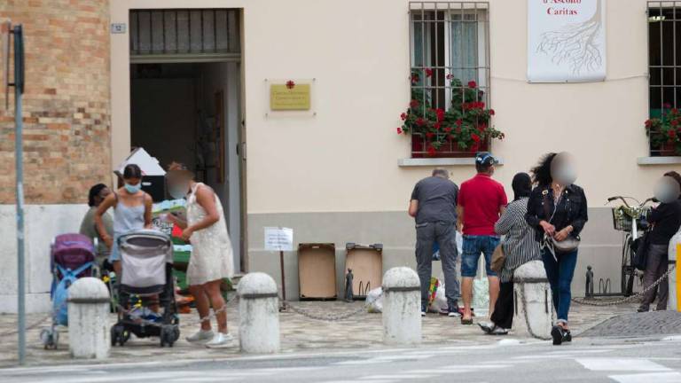 Ravenna, più gente alla mensa Caritas. Colpa delle super bollette Ravenna, più gente alla mensa Caritas. Colpa delle super bollette