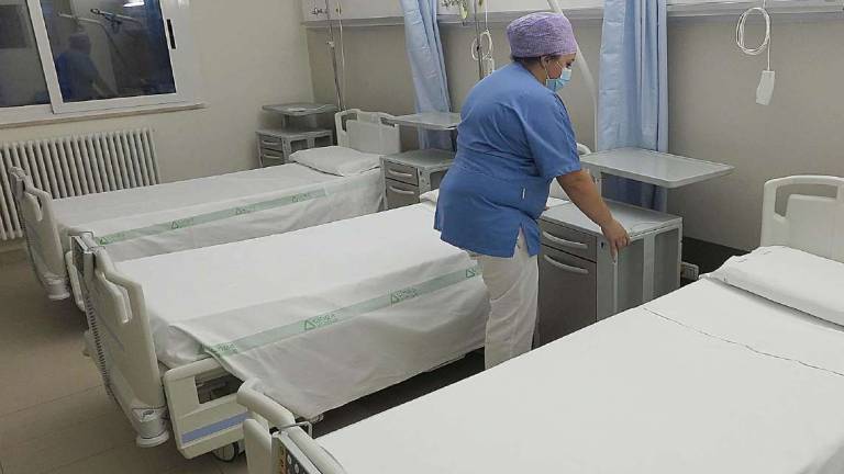 Lavoro e sanità, allarme organici: a Ravenna mancano 450 infermieri Lavoro e sanità, allarme organici: a Ravenna mancano 450 infermieri