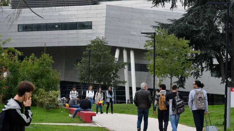 Forlì. Caro affitti studenti, Sunia: Più tasse alle case sfitte Forlì. Caro affitti studenti, Sunia: Più tasse alle case sfitte