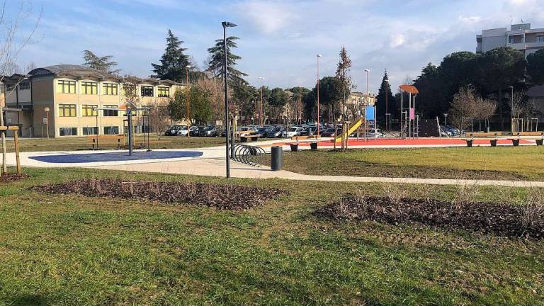 Cesena, quartiere Novello: la nuova ditta ha riaperto il cantiere Cesena, quartiere Novello: la nuova ditta ha riaperto il cantiere
